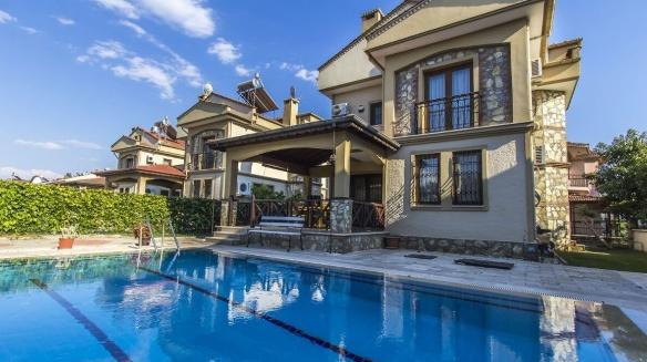 Villa Ilgın by Villamnet