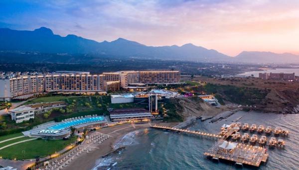 Elexus Hotel Resort & Spa