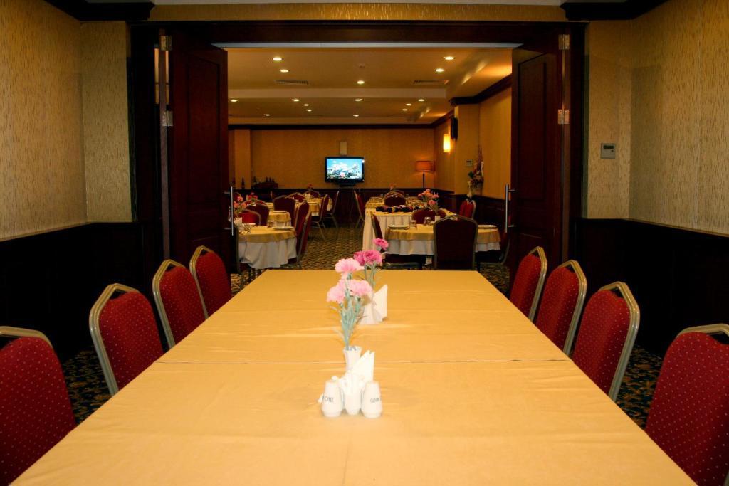 Cetin Hotel