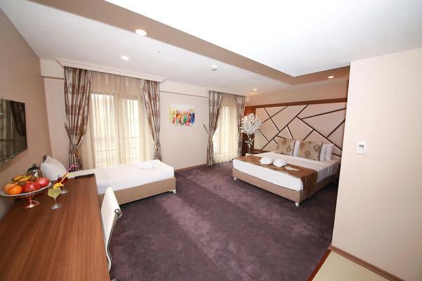 Litros Hotel