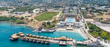 Cratos Premium Hotel Casino & Spa