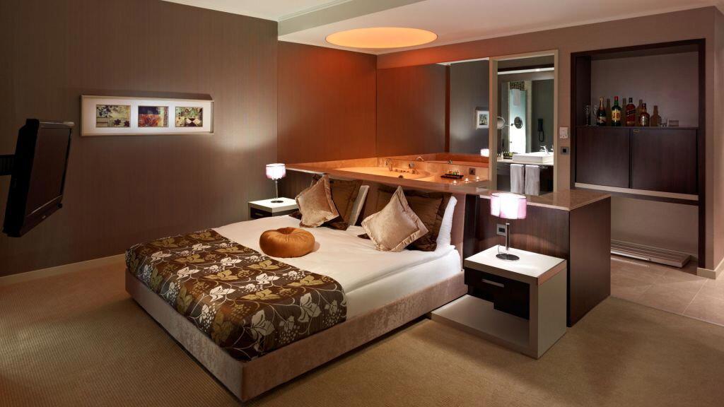 Cratos Premium Hotel & Spa