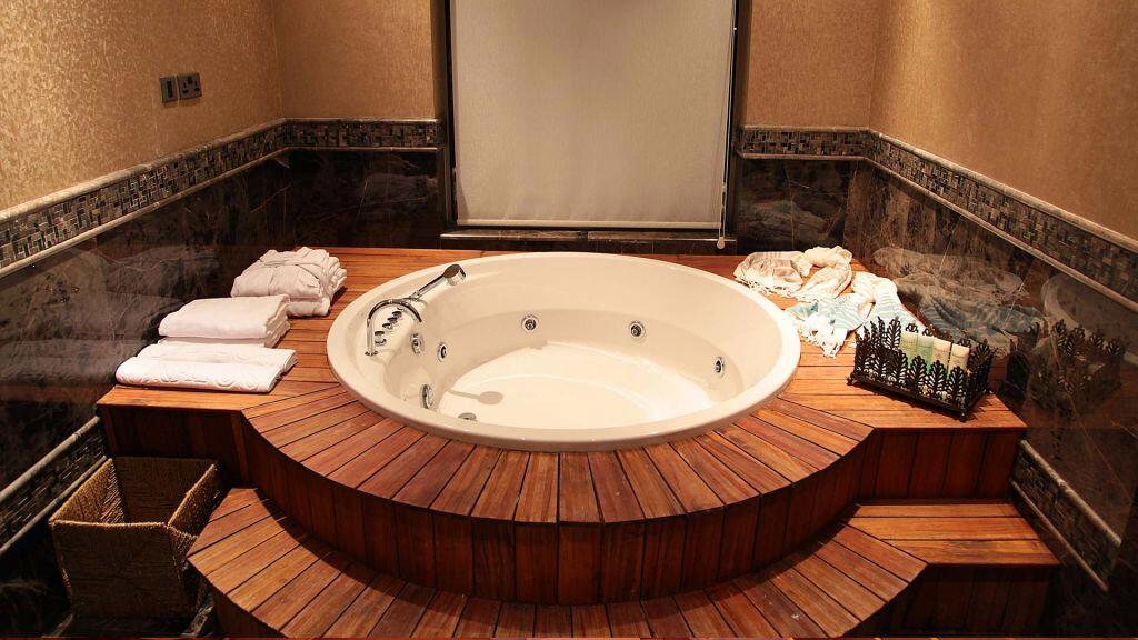 Cratos Premium Hotel & Spa