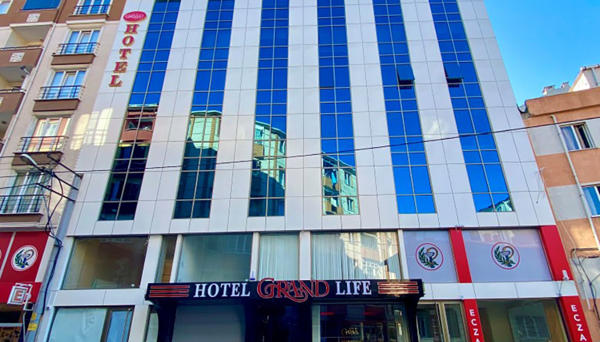 Grand Life Hotel