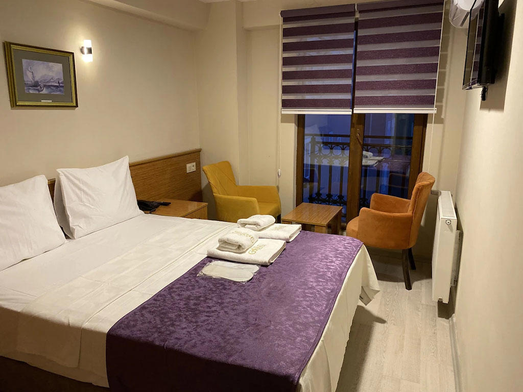 Grand Life Hotel