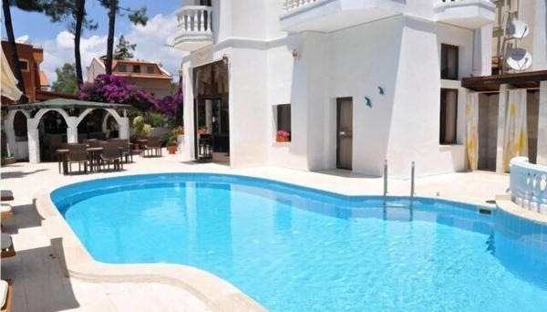 Hotel Çarıkçı