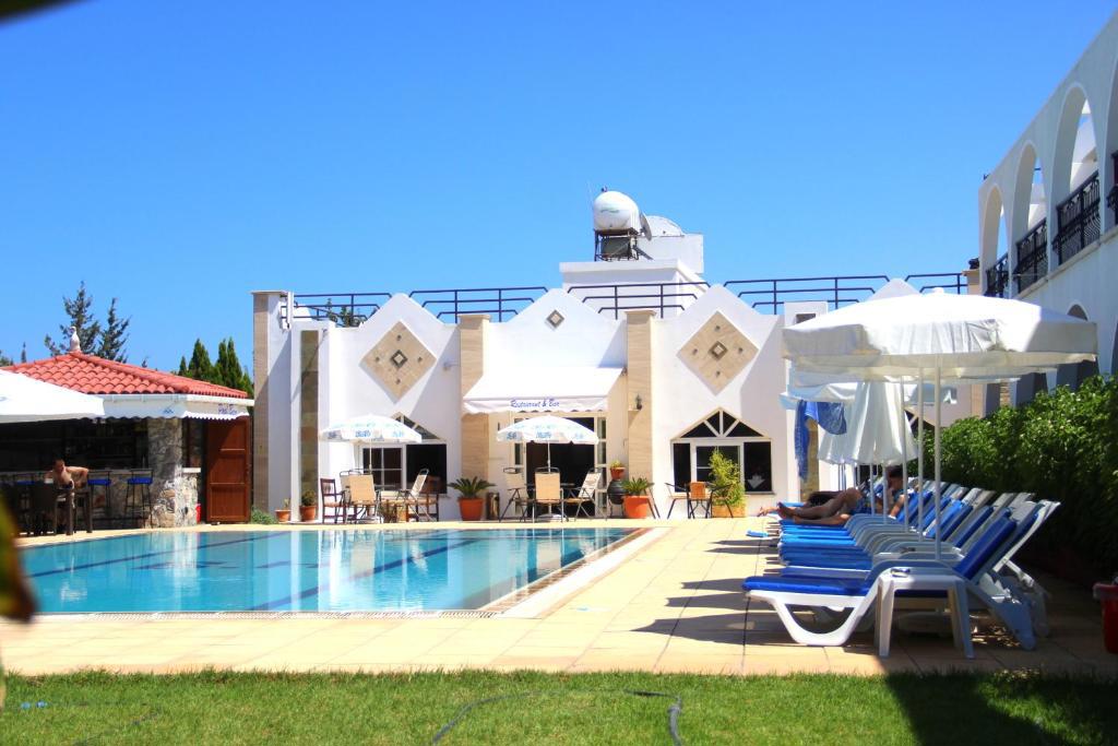 Bare Hills Boutique Hotel & Pool