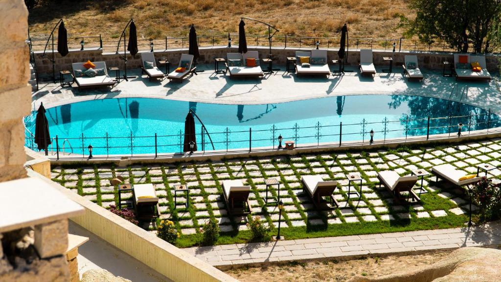 Mdc Cave Hotel
