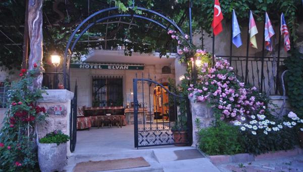 Hotel Elvan Cave House