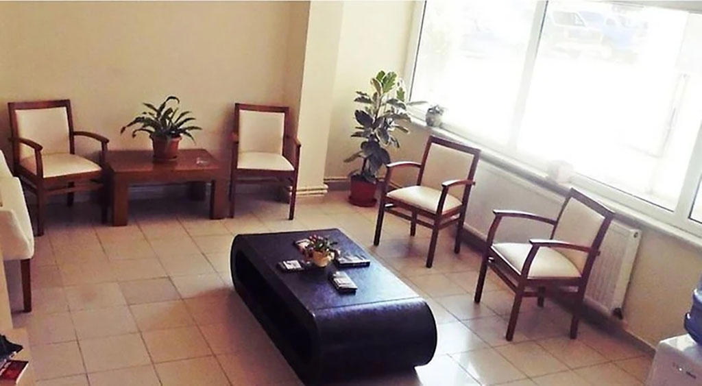 Saral Hotel