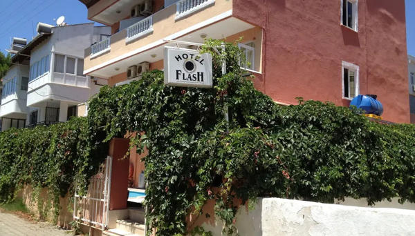 Flash Hotel