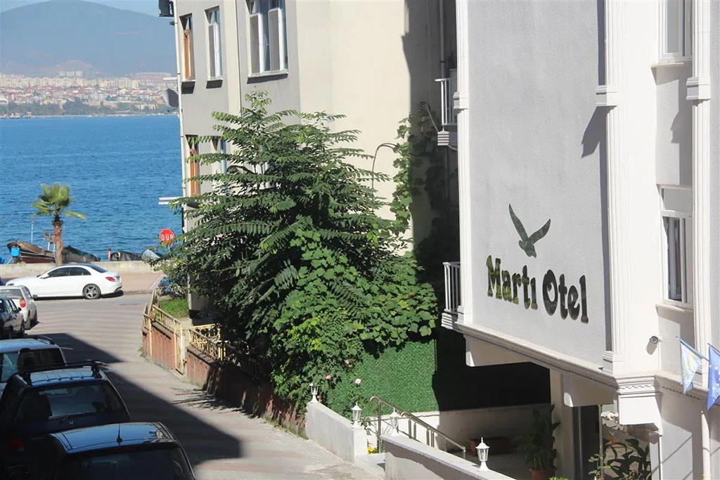 Marti Hotel