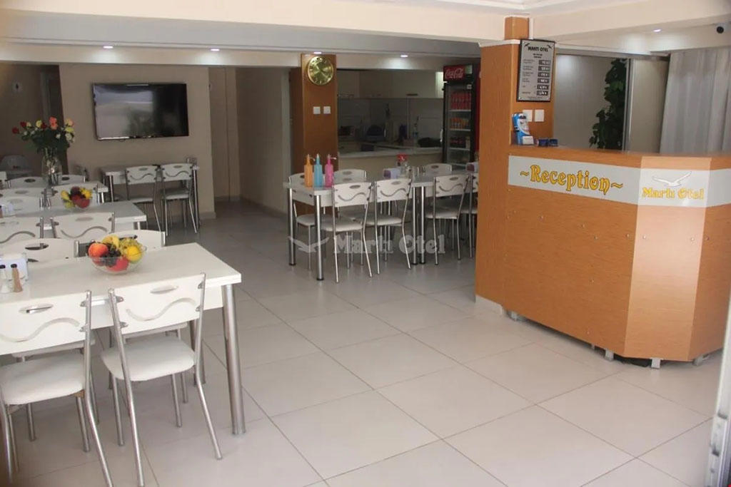 Marti Hotel