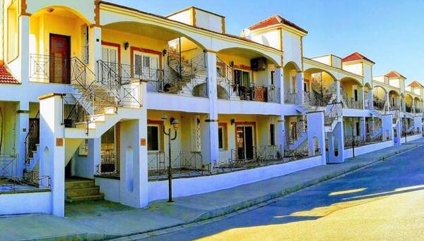 Salamina Apart Hotel