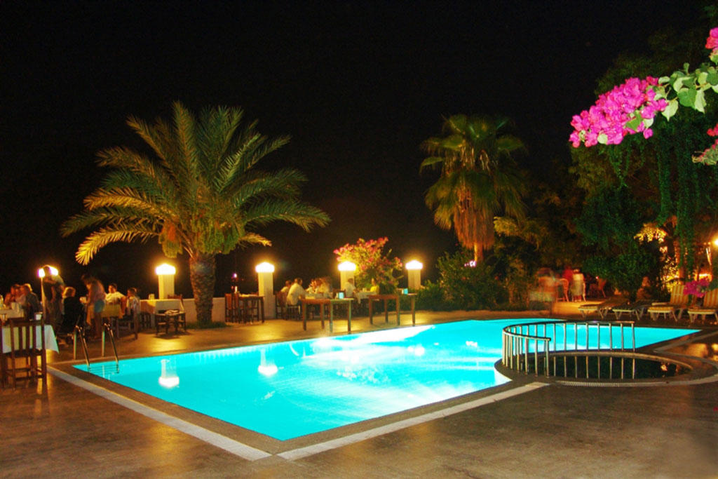 Ford Hotel