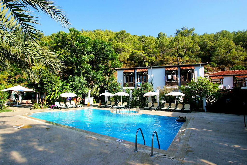Ford Hotel