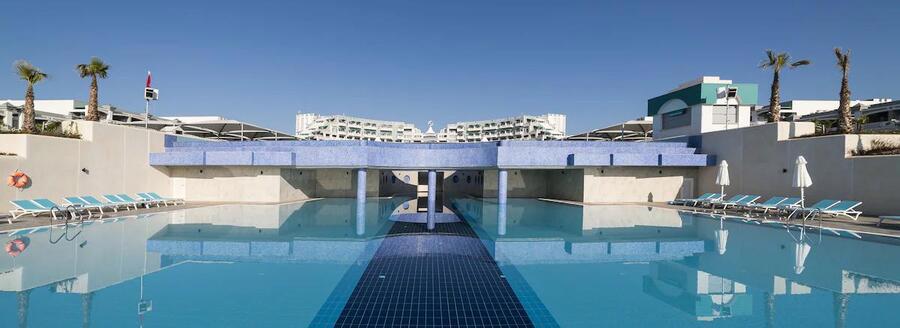 Limak Cyprus Deluxe Hotel
