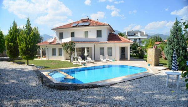 Villa Kismet By Turkish Lettings