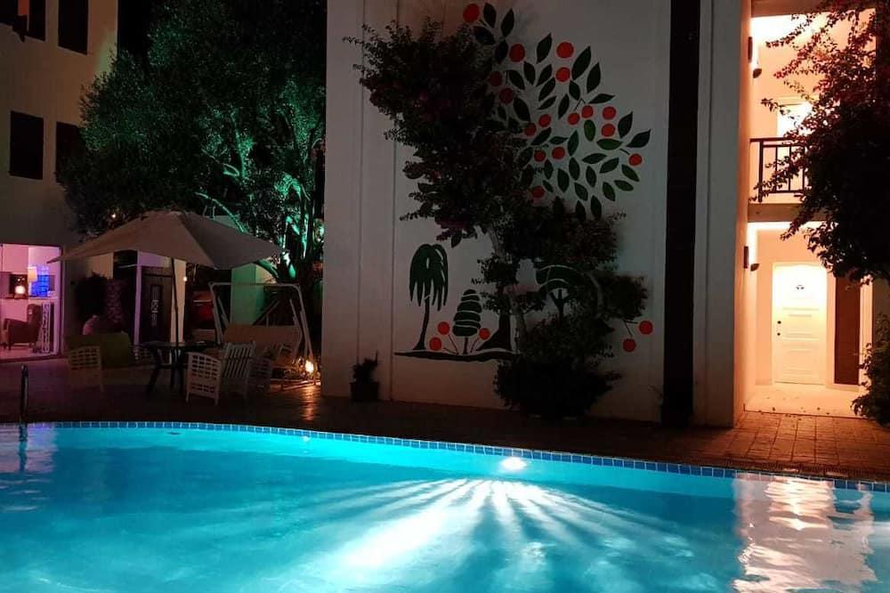 Ece Hotel