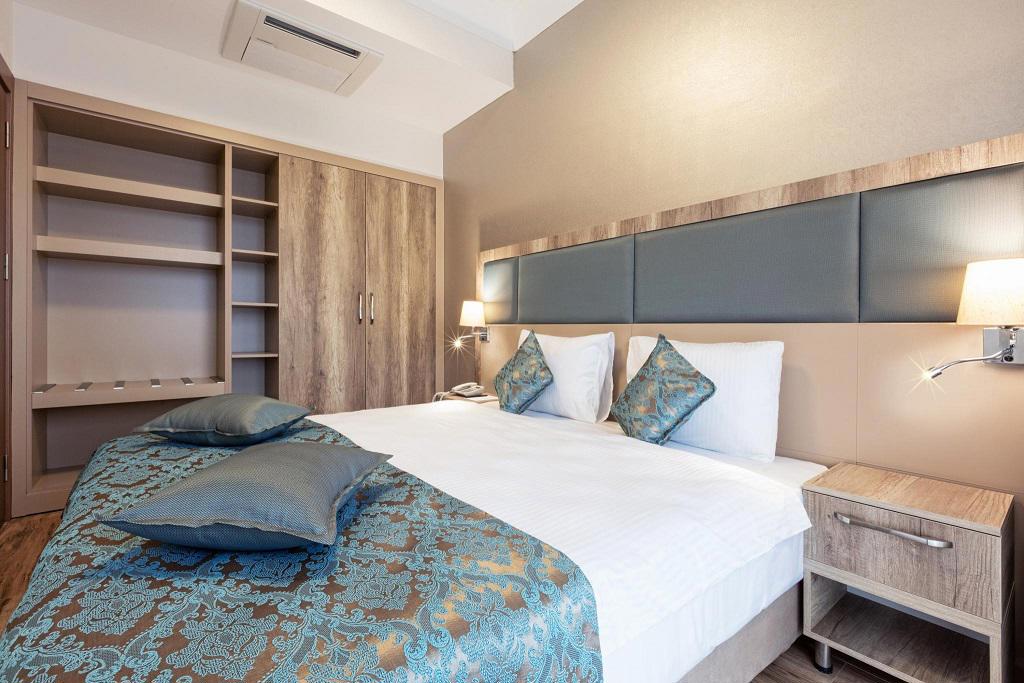 Mari Suites Hotel
