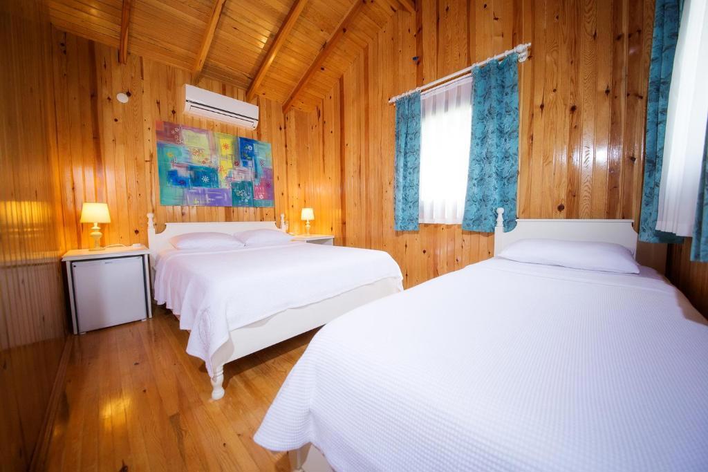 Bal Badem Bungalov