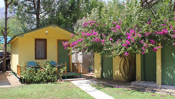 Felix Bungalow Hotel