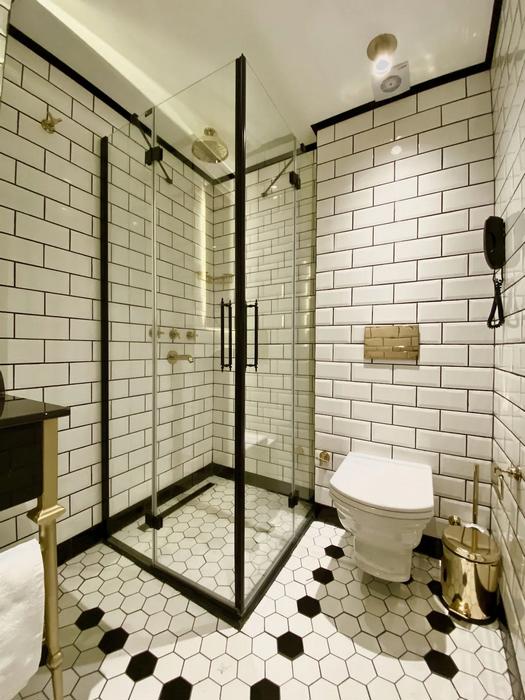 A11 Hotel Exclusive