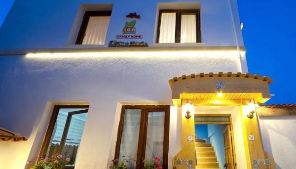 Ion Family Home-Apart Hotel