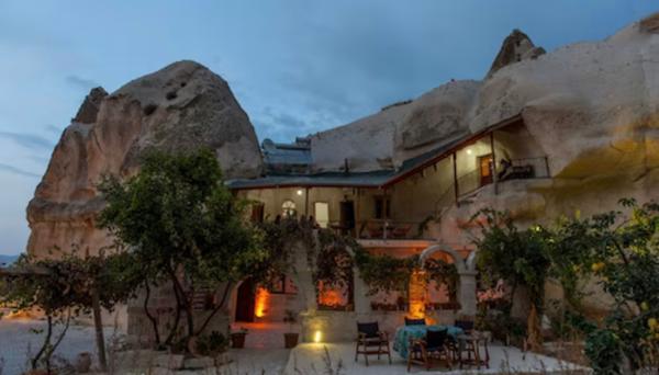 Garden Cave Hotel