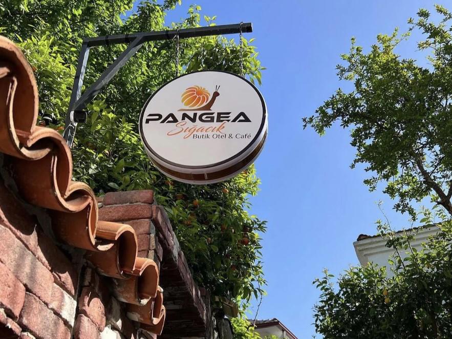 Pangea Sığacık Pansiyon & Bistro