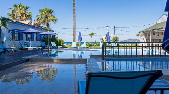 Uras Beach Hotel