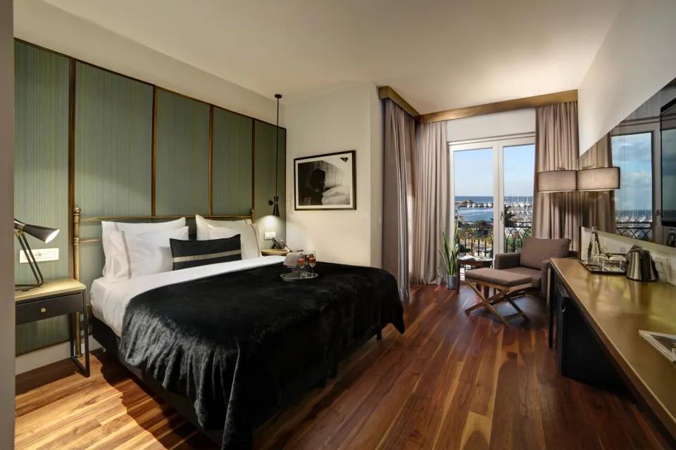 39 Kalamış Marina Hotel