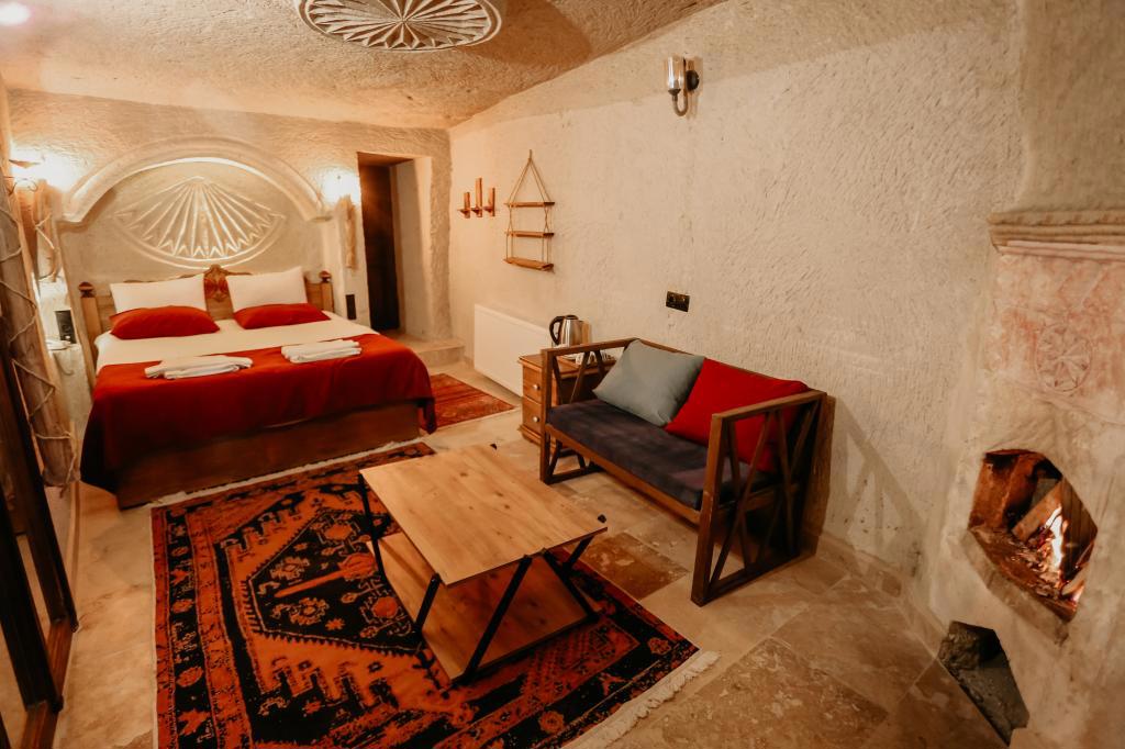 Mysterious Cave Suites