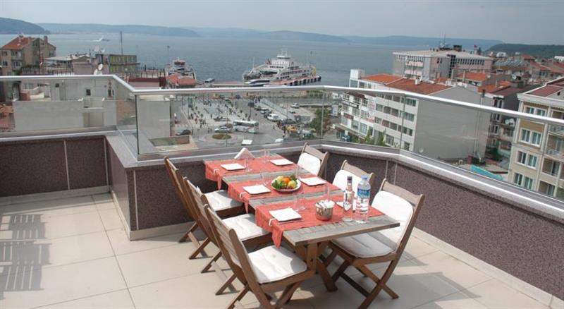 Çanak Hotel