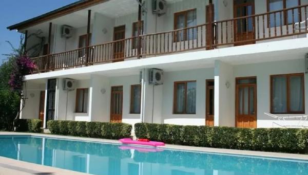 Şehrazat Otel