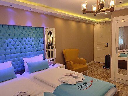 Hayat Rose Hotel