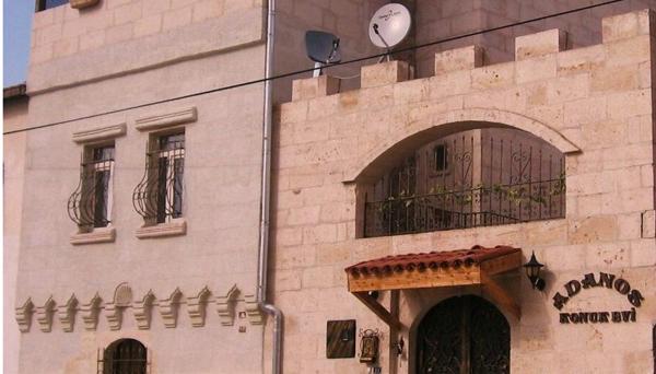 Adanos Konuk Evi