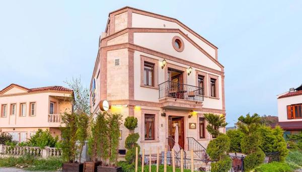 Parna Hotel +12 Adult