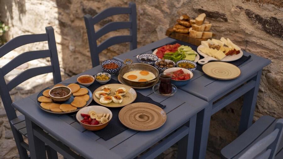 Pita Hotel Cunda Only Adults