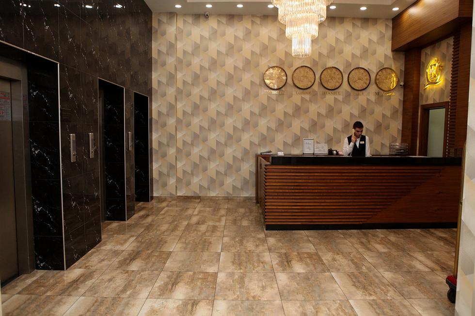 Expoist Hotel