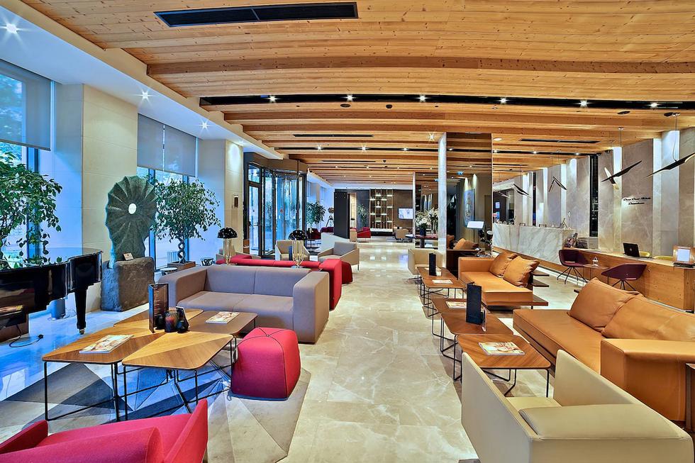 Dosso Dossi Hotels & Spa Downtown