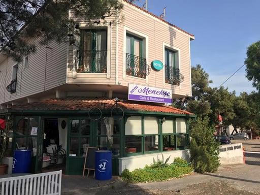 Menekşe Hotel