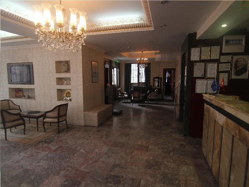 Grand Liza Hotel