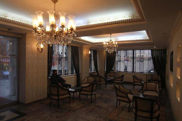 Grand Liza Hotel