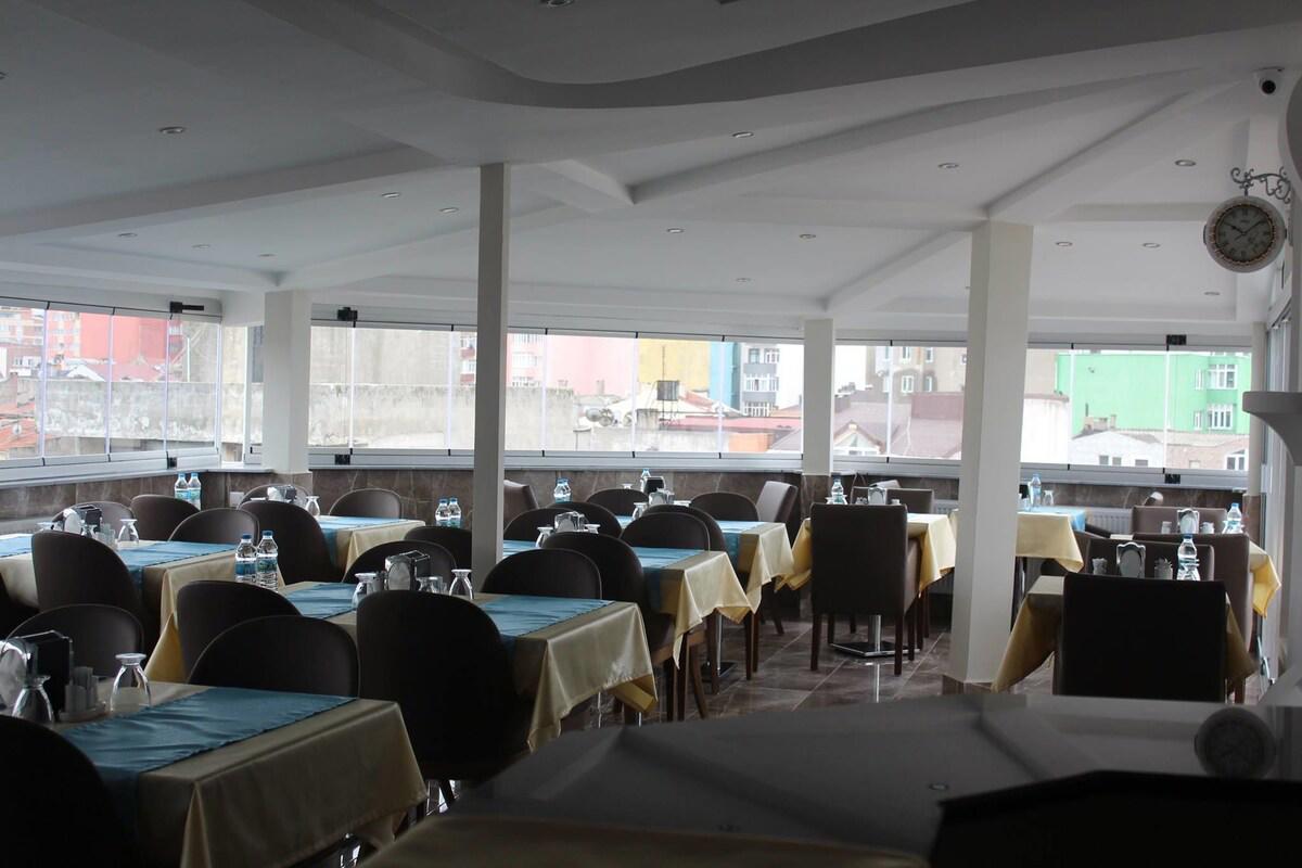 Vera Hotel