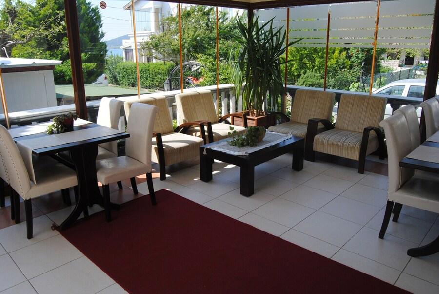 Cunda Ezer Otel +6 Yaş