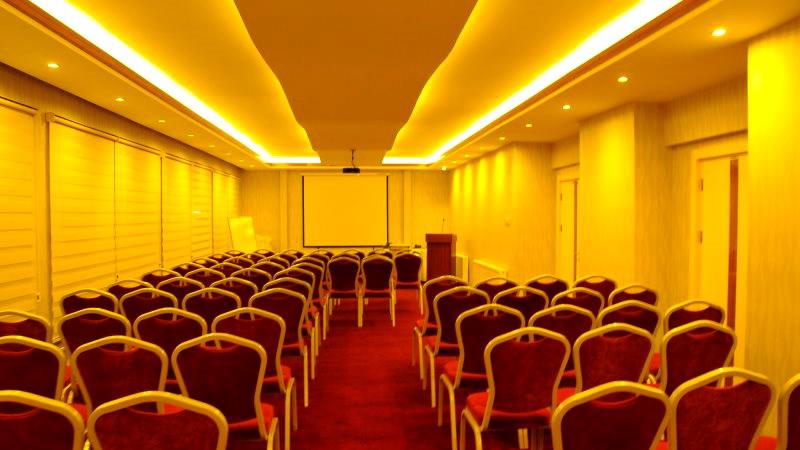 Izgi Turhan Otel