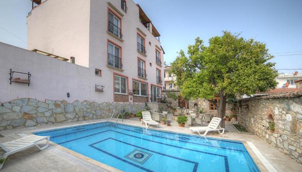 Nazar Hotel