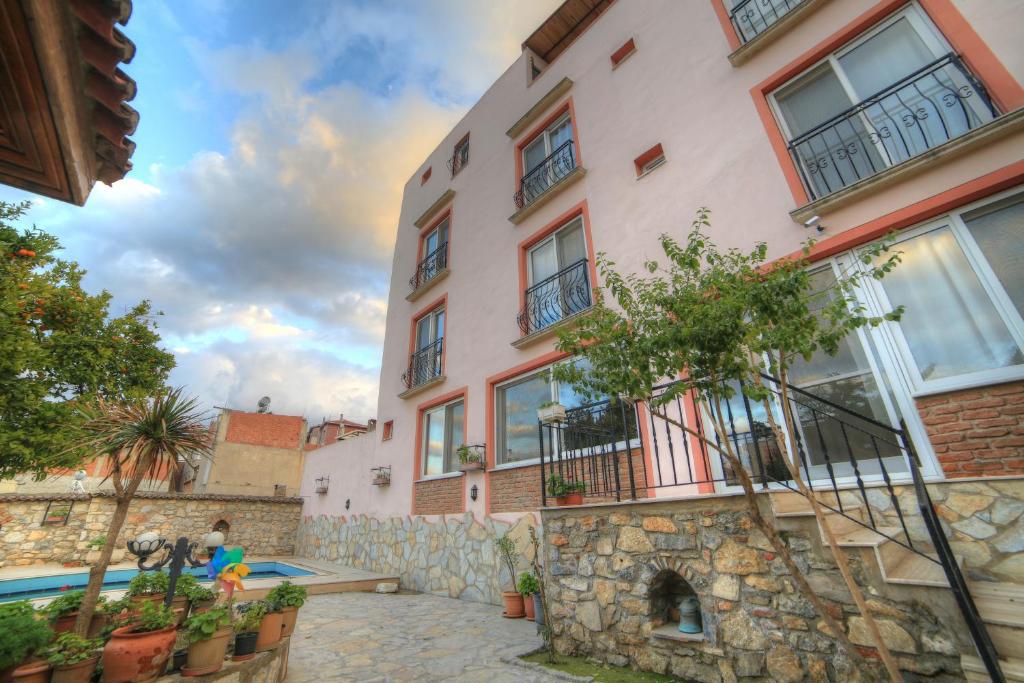 Nazar Hotel