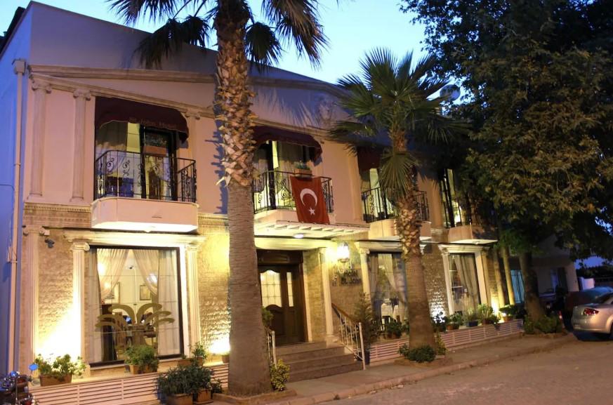 Saint John Hotel